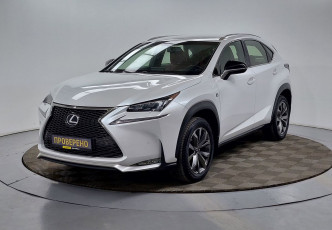 Lexus NX200T